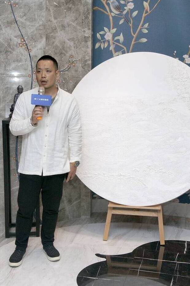 把艺术品味带回家 简一回响-自然之道艺术展苏州站开幕-13策展人谢斌.JPG